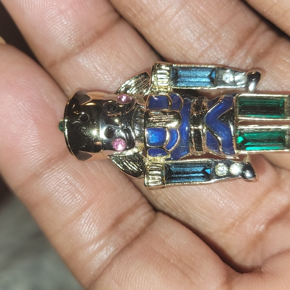Vtg. MONET Signed Nutcracker Brooch/Pin - Picture 3 of 5